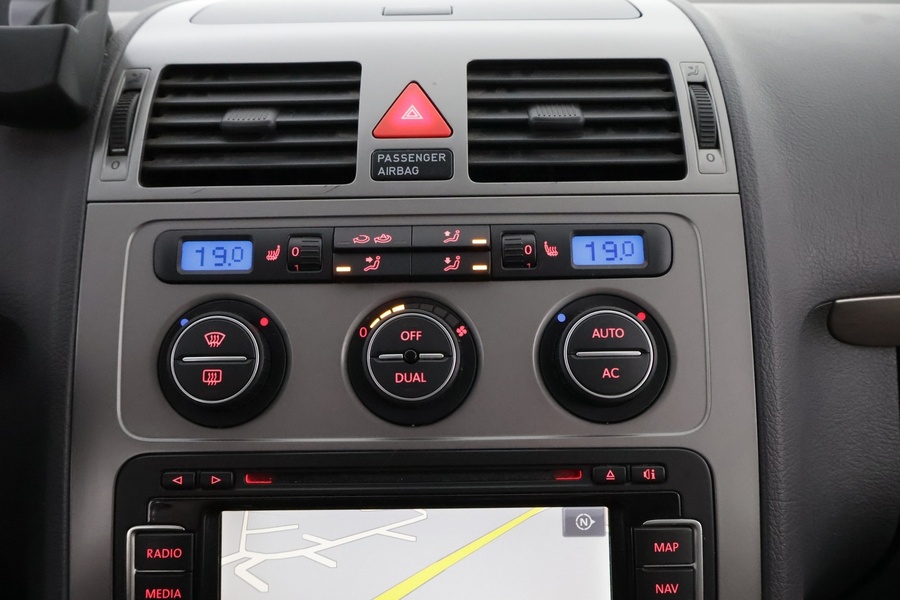 Volkswagen Touran vaihtoauto