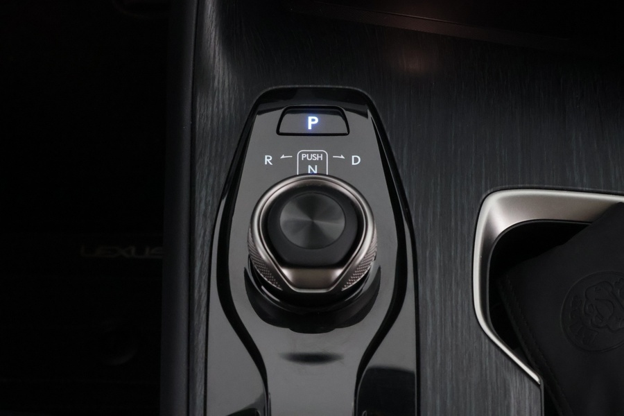 Lexus RZ vaihtoauto