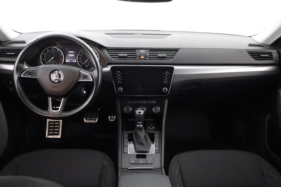 Skoda Superb vaihtoauto