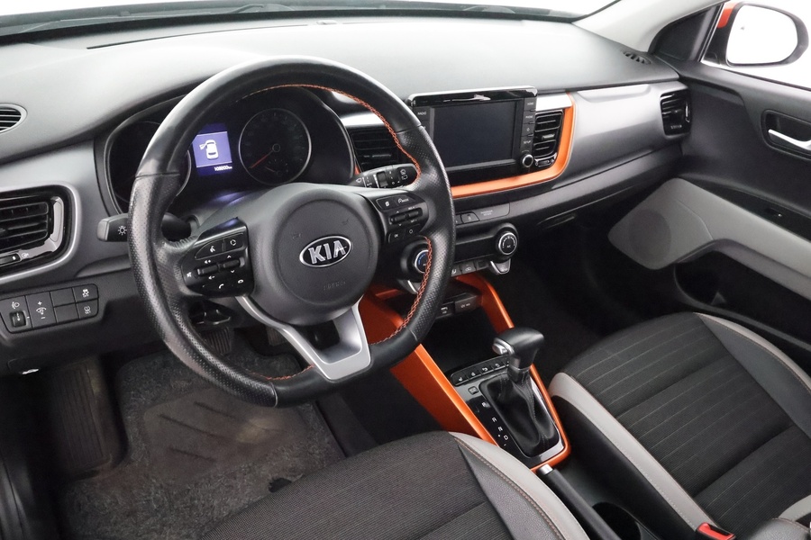 Kia Stonic vaihtoauto