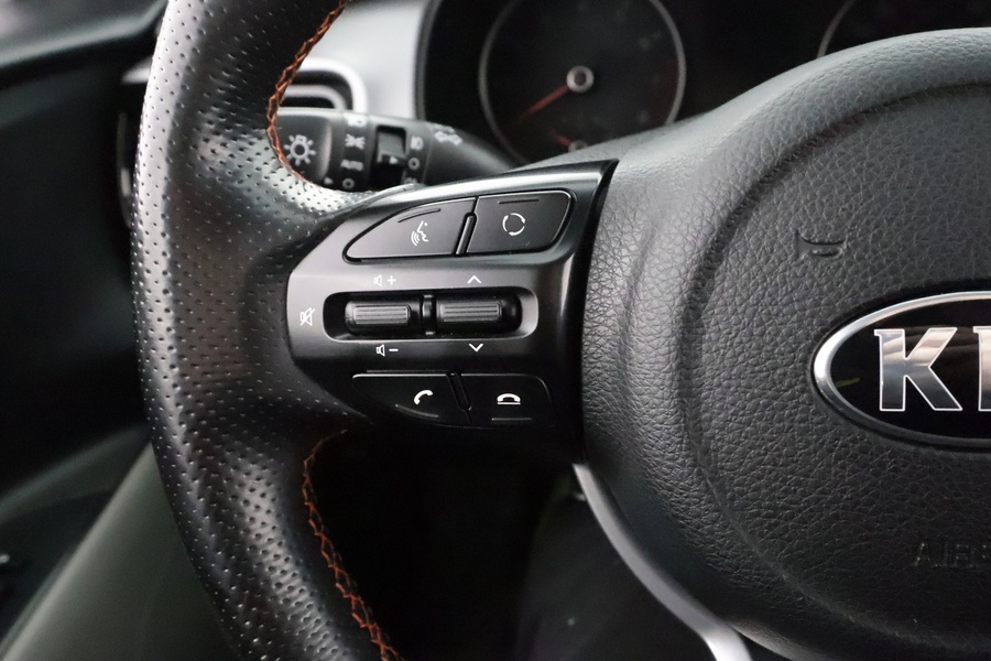 Kia Stonic vaihtoauto