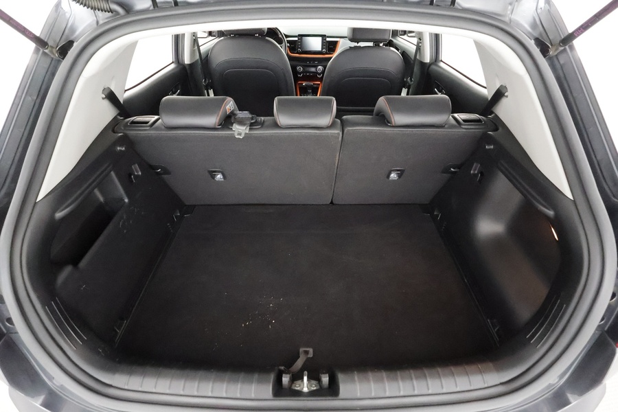 Kia Stonic vaihtoauto