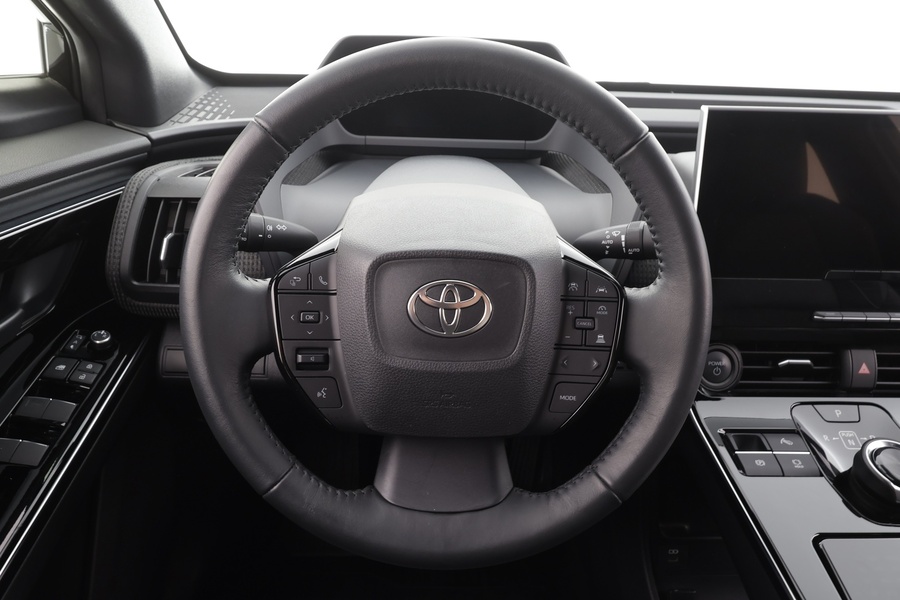 Toyota bZ4X vaihtoauto