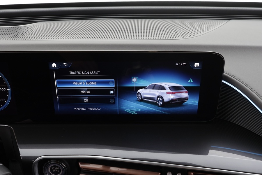 Mercedes-Benz EQC vaihtoauto