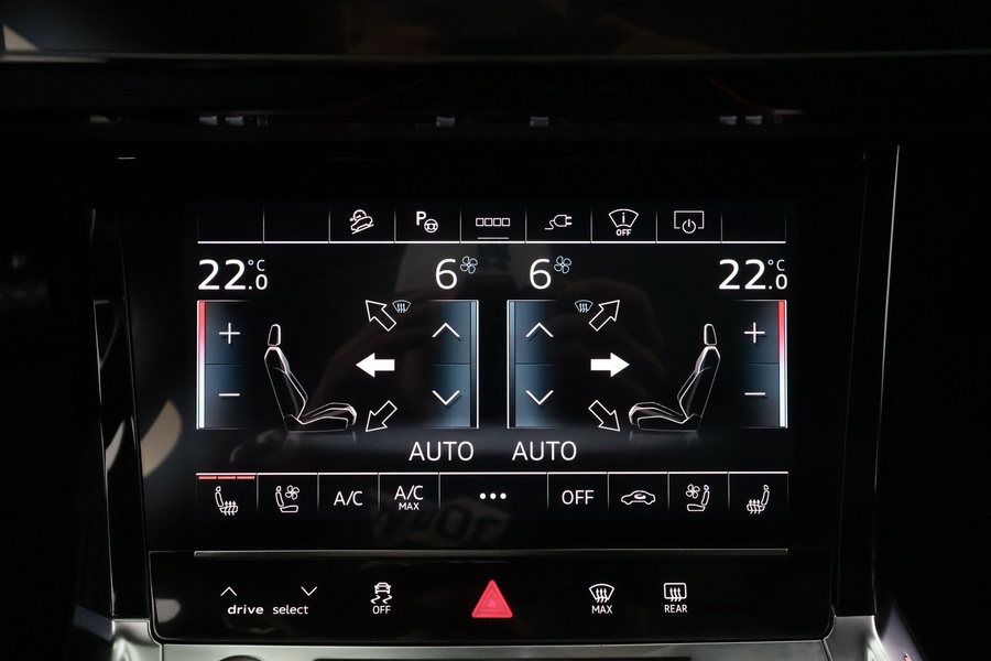 Audi Q8 e-tron vaihtoauto