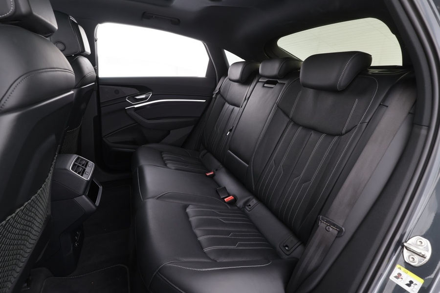 Audi Q8 e-tron vaihtoauto