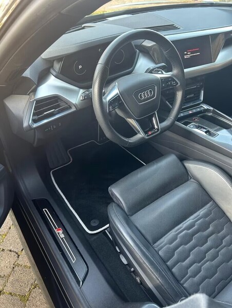 Audi e-tron GT vaihtoauto