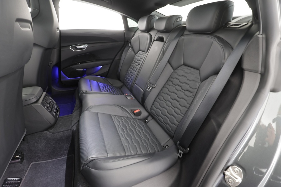 Audi e-tron GT vaihtoauto