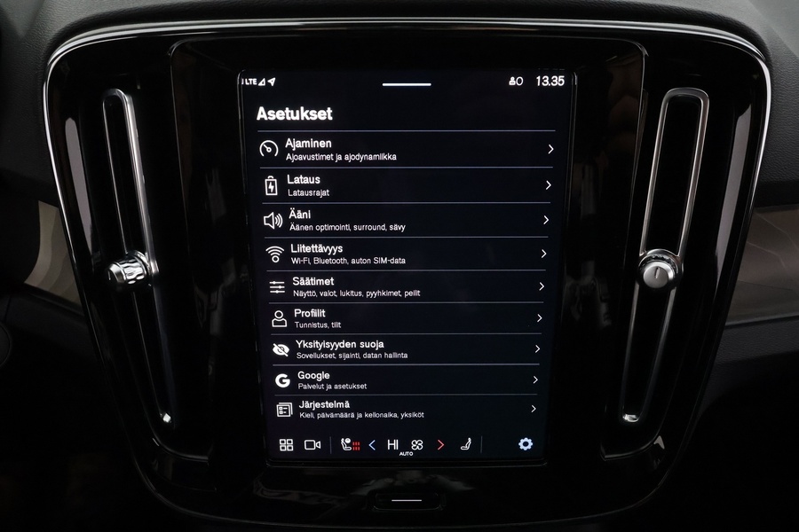 Volvo C40 vaihtoauto