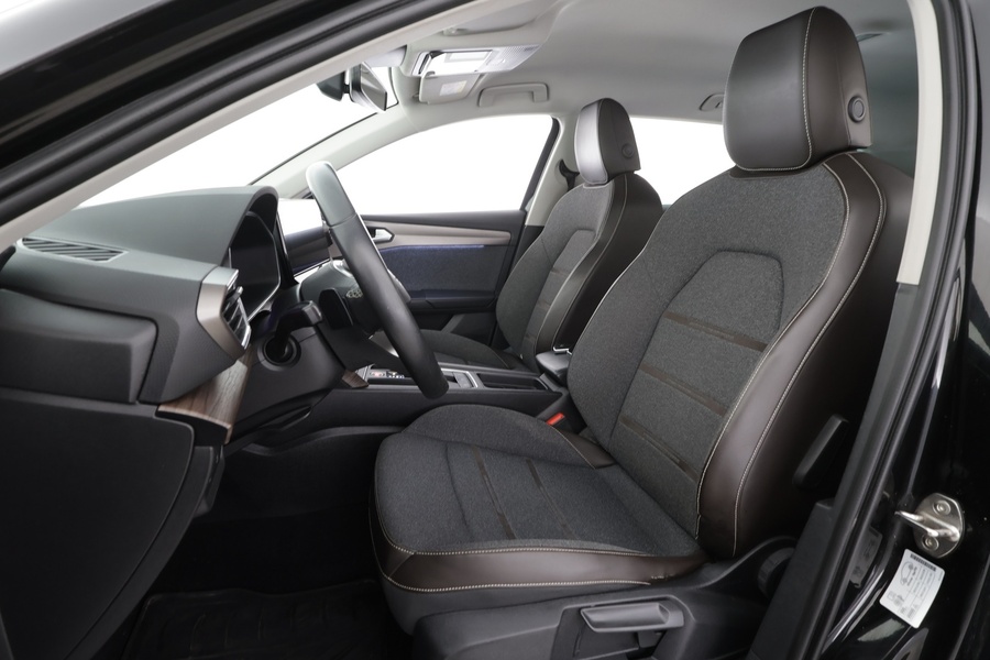 SEAT Leon Sportstourer vaihtoauto