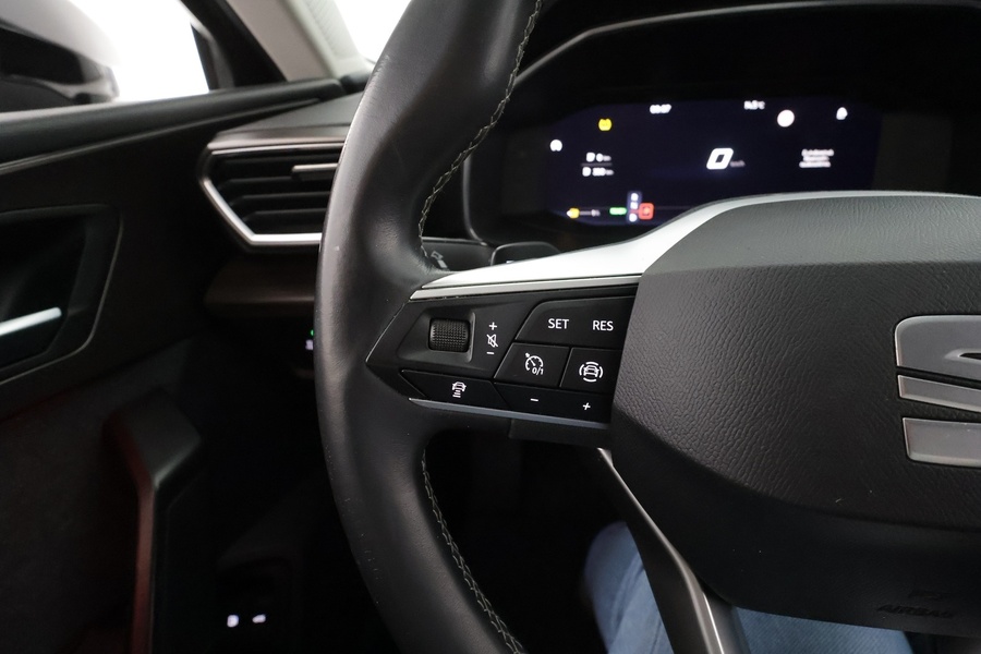 SEAT Leon Sportstourer vaihtoauto