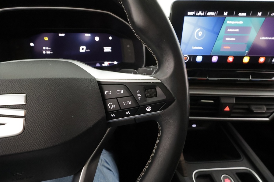 SEAT Leon Sportstourer vaihtoauto