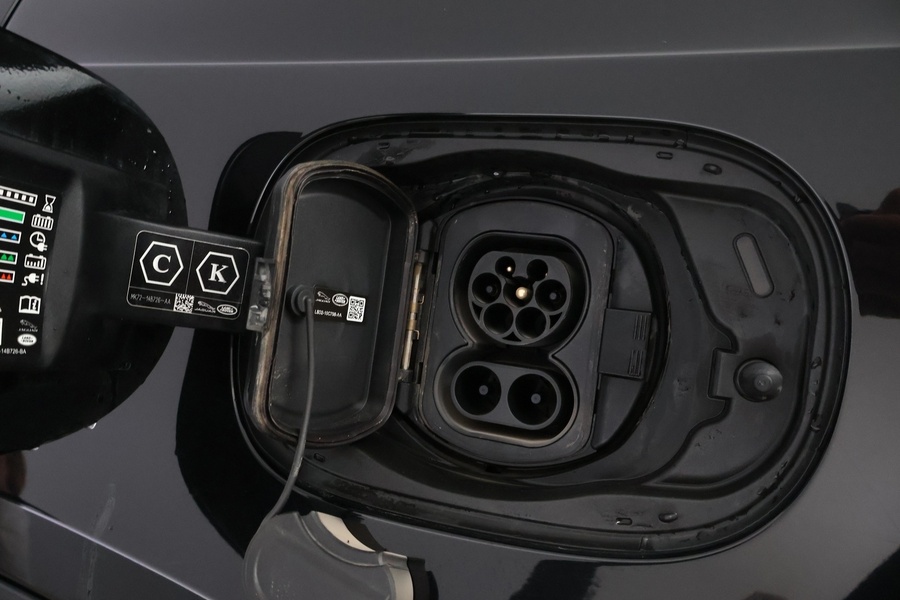 Land Rover Defender vaihtoauto