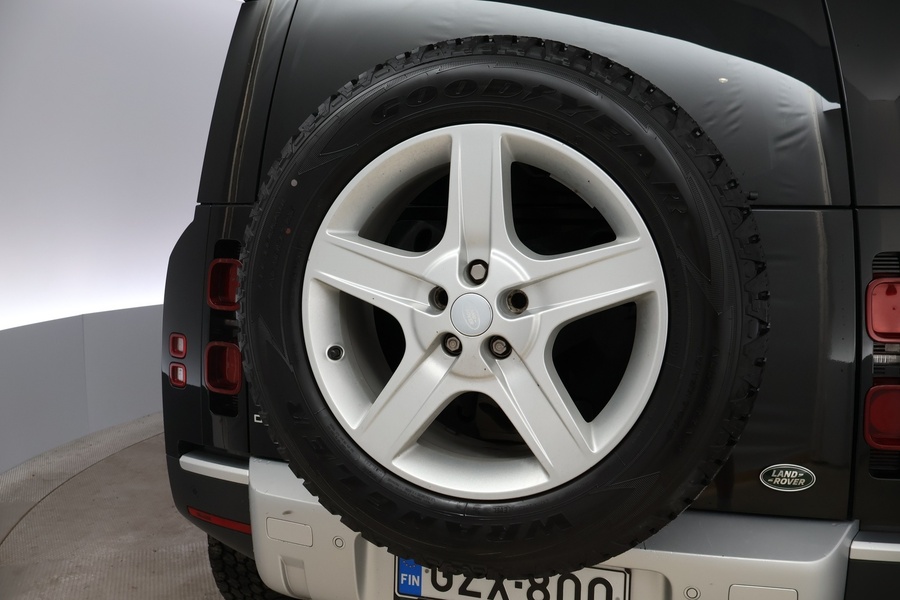 Land Rover Defender vaihtoauto