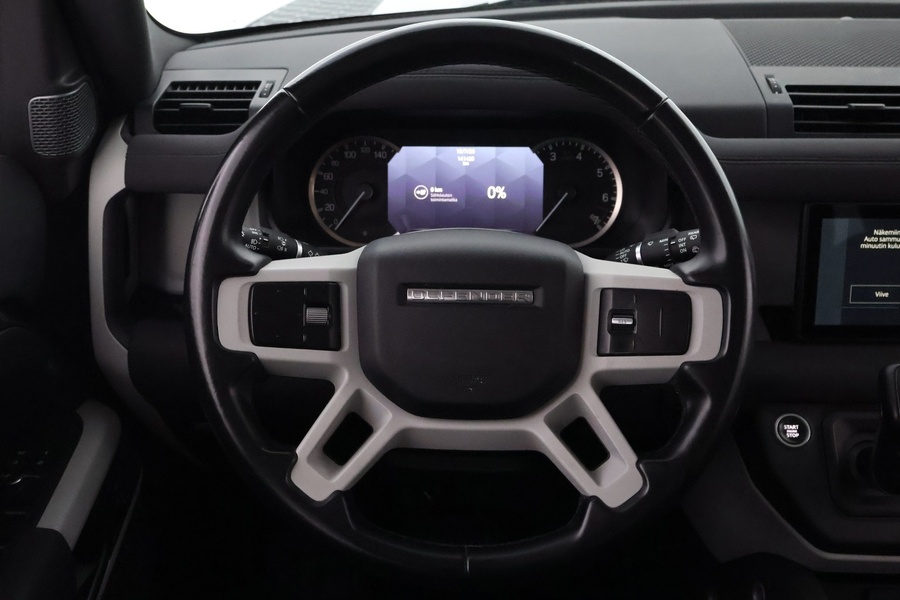 Land Rover Defender vaihtoauto