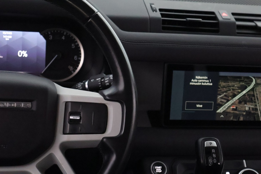 Land Rover Defender vaihtoauto