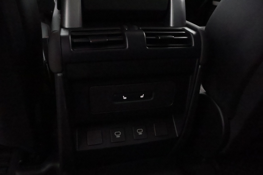 Land Rover Defender vaihtoauto