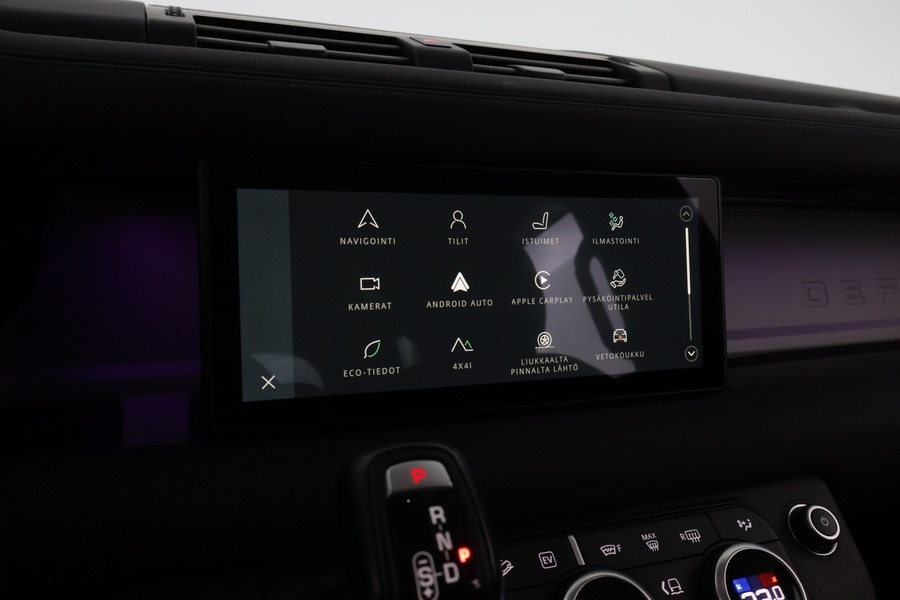 Land Rover Defender vaihtoauto