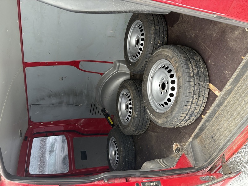 Volkswagen Transporter vaihtoauto