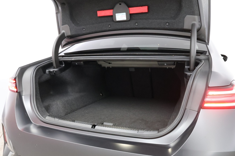 BMW i5 M60 vaihtoauto