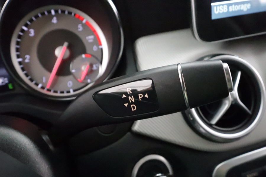 Mercedes-Benz GLA vaihtoauto