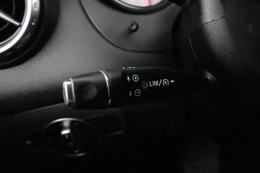 Mercedes-Benz GLA vaihtoauto