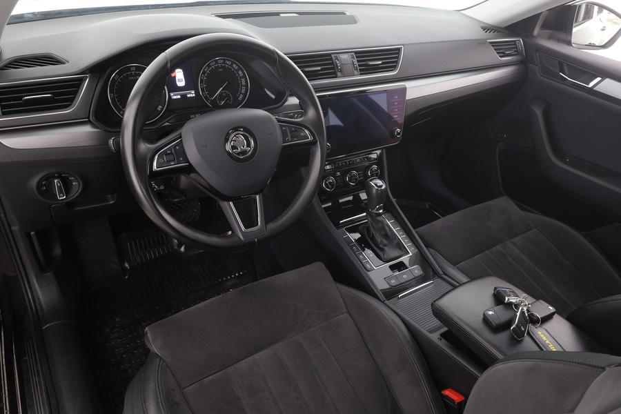 Skoda Superb vaihtoauto