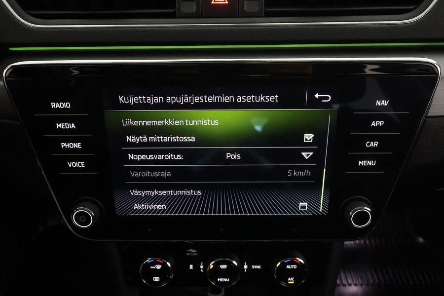 Skoda Superb vaihtoauto