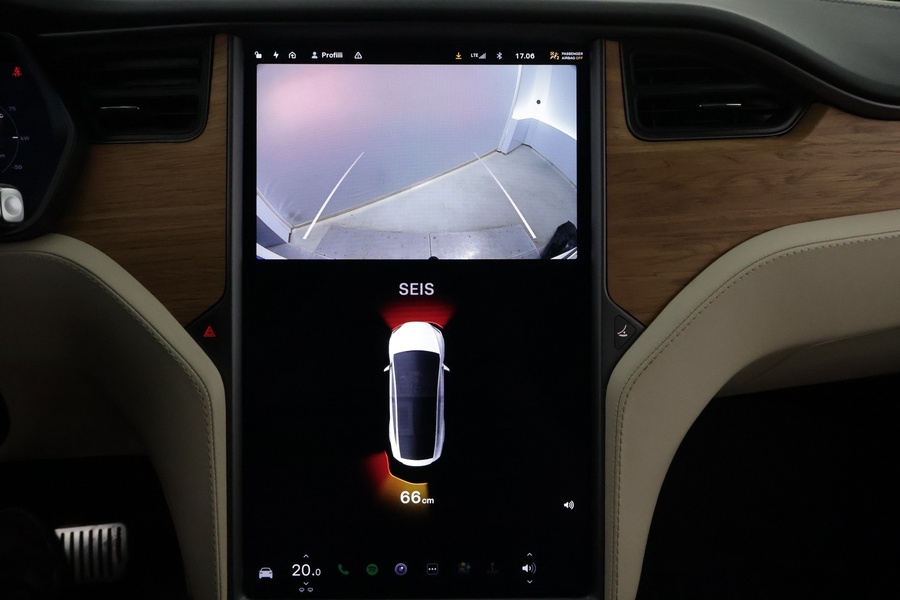Tesla Model X vaihtoauto