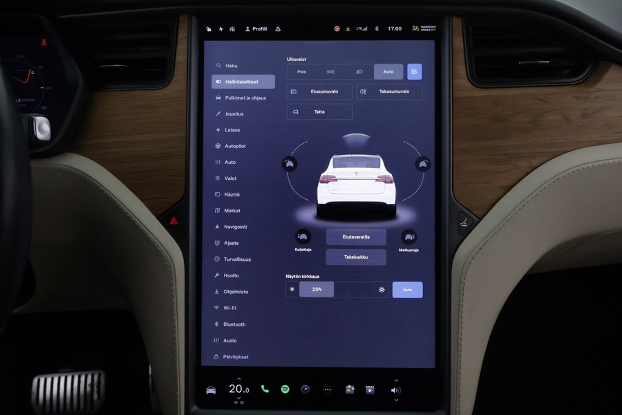 Tesla Model X vaihtoauto