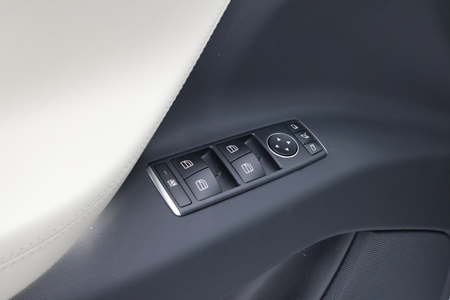 Tesla Model X vaihtoauto