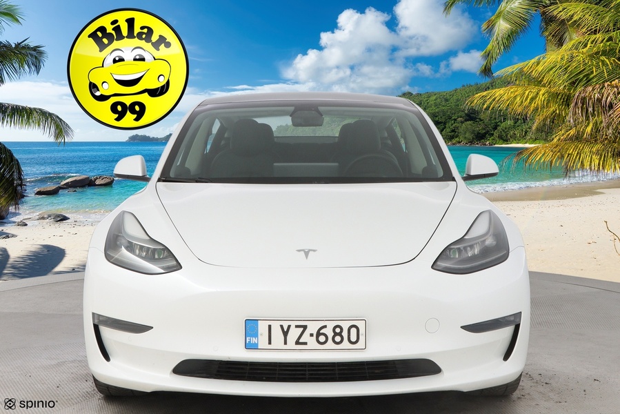 Tesla Model 3 vaihtoauto