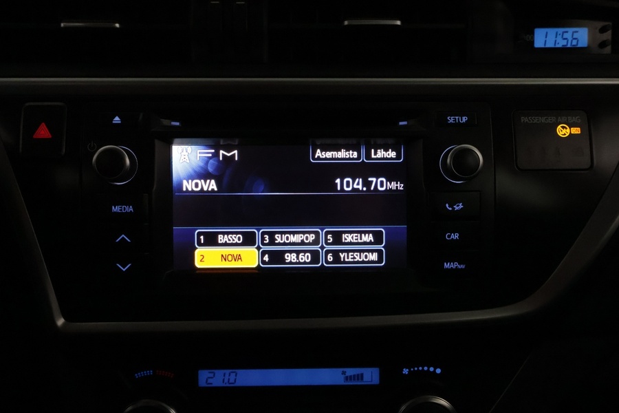 Toyota Auris vaihtoauto