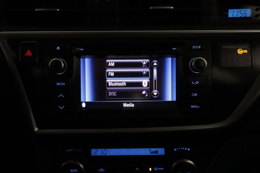 Toyota Auris vaihtoauto