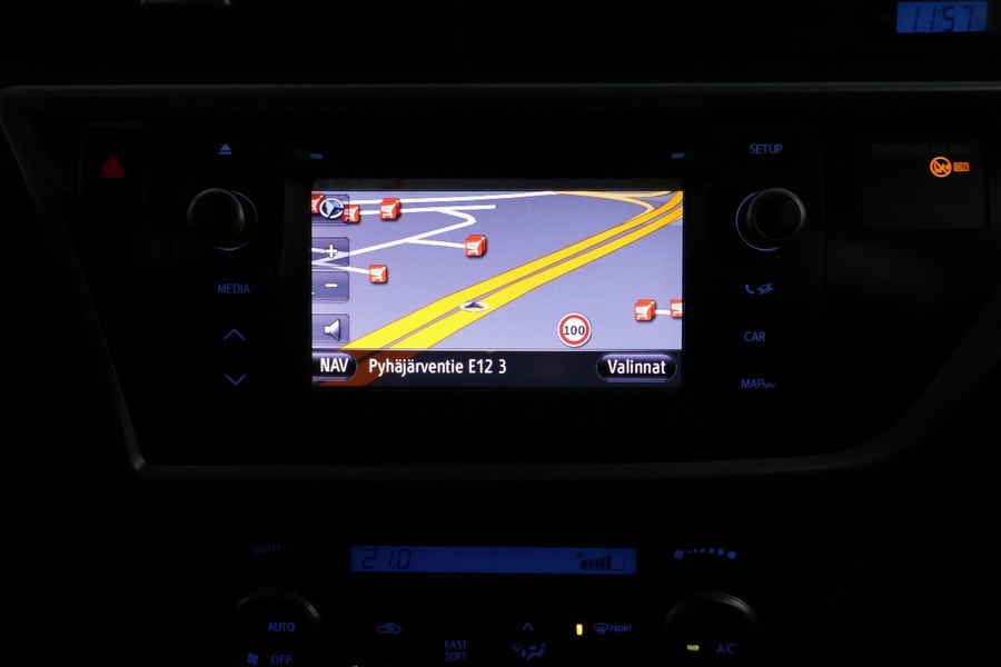 Toyota Auris vaihtoauto