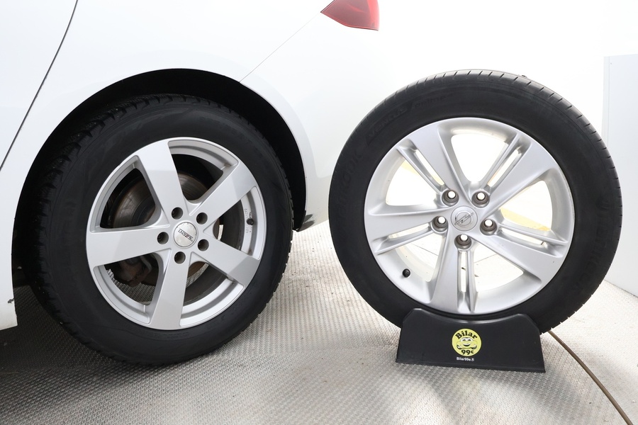 Opel Insignia vaihtoauto