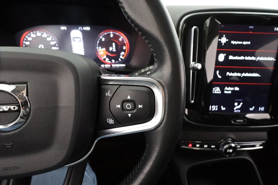 Volvo XC40 vaihtoauto