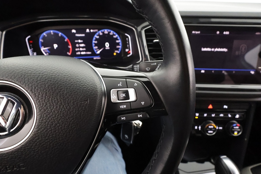 Volkswagen T-Roc vaihtoauto