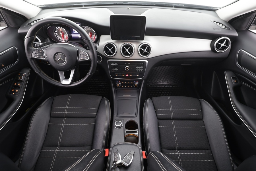 Mercedes-Benz GLA vaihtoauto