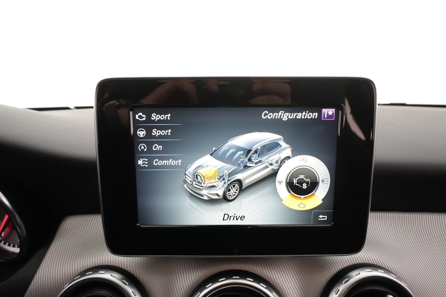 Mercedes-Benz GLA vaihtoauto