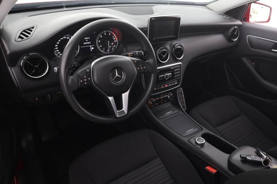 Mercedes-Benz A vaihtoauto