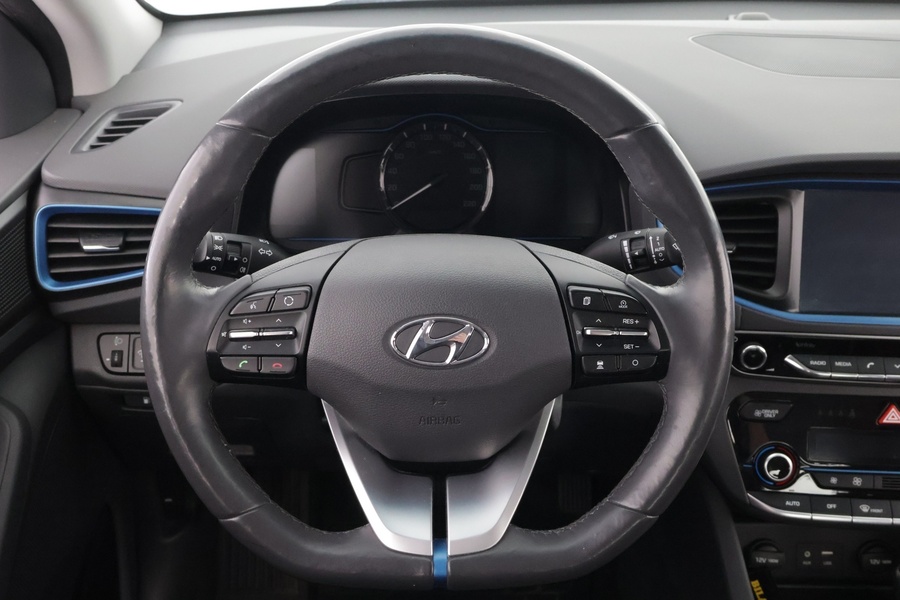 Hyundai IONIQ hybrid vaihtoauto