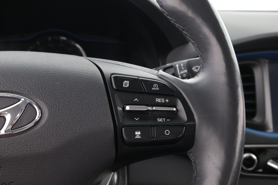 Hyundai IONIQ hybrid vaihtoauto