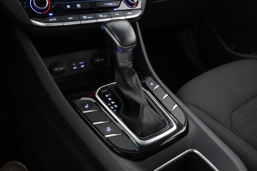 Hyundai IONIQ hybrid vaihtoauto