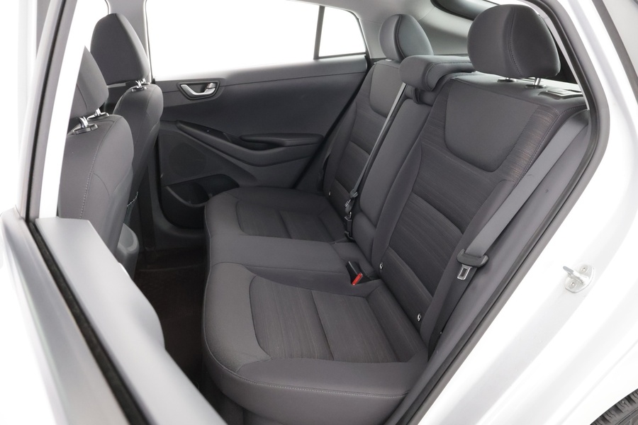 Hyundai IONIQ hybrid vaihtoauto