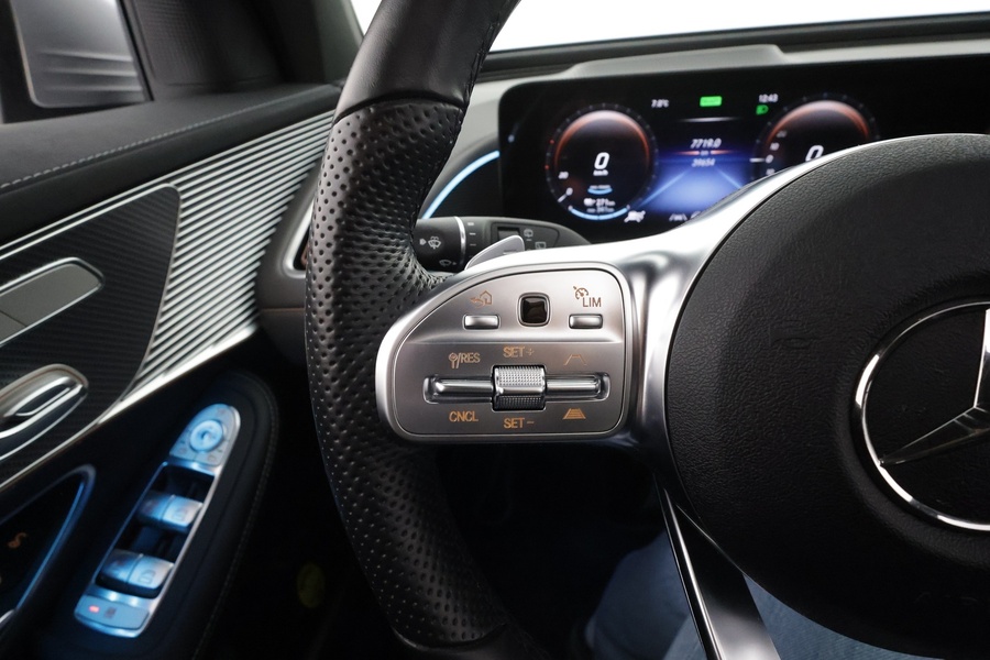 Mercedes-Benz EQC vaihtoauto