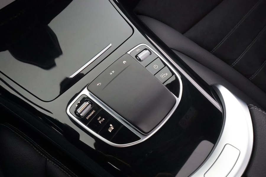 Mercedes-Benz EQC vaihtoauto