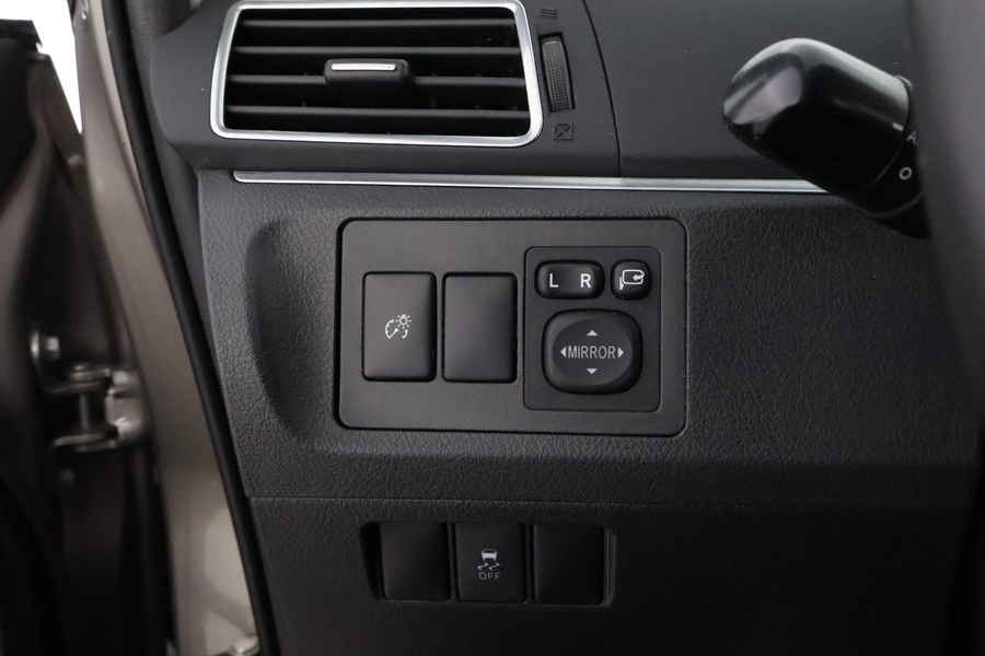 Toyota Verso vaihtoauto