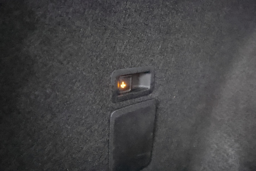 SEAT Leon Sportstourer vaihtoauto