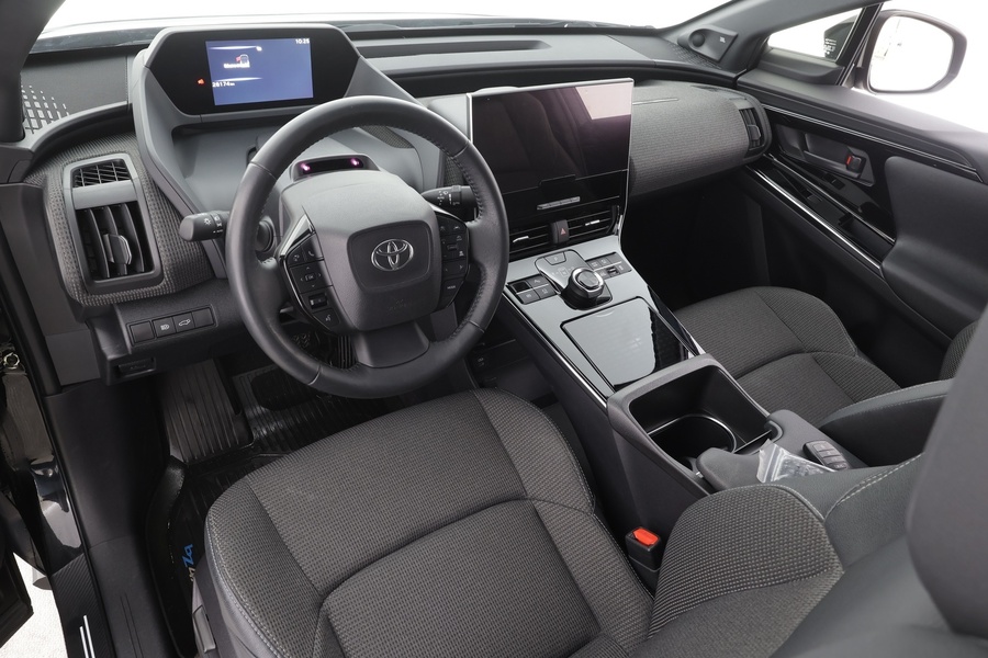 Toyota bZ4X vaihtoauto